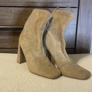 Tan Cape Robbin booties